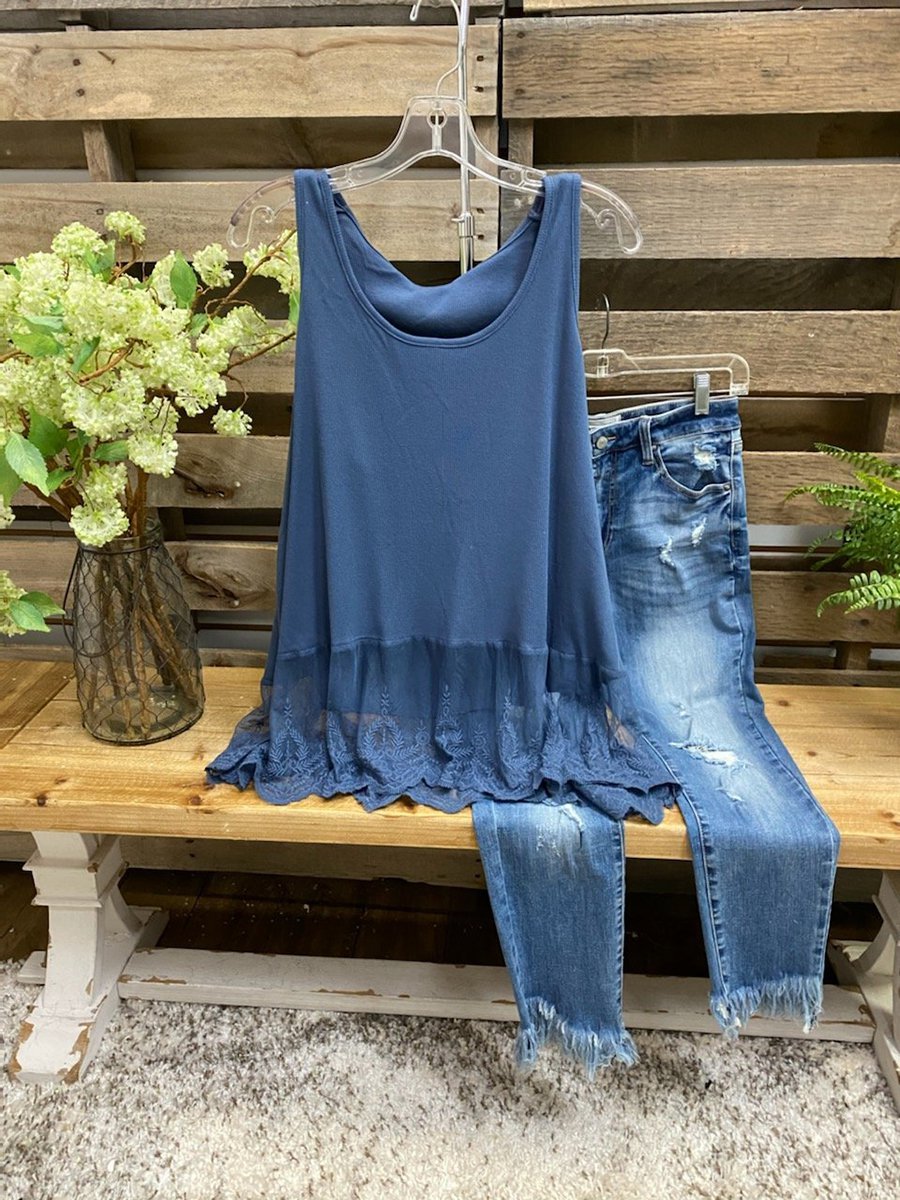 Comfysol Solid Lace Casual Round Neck Sleeveless Blouse