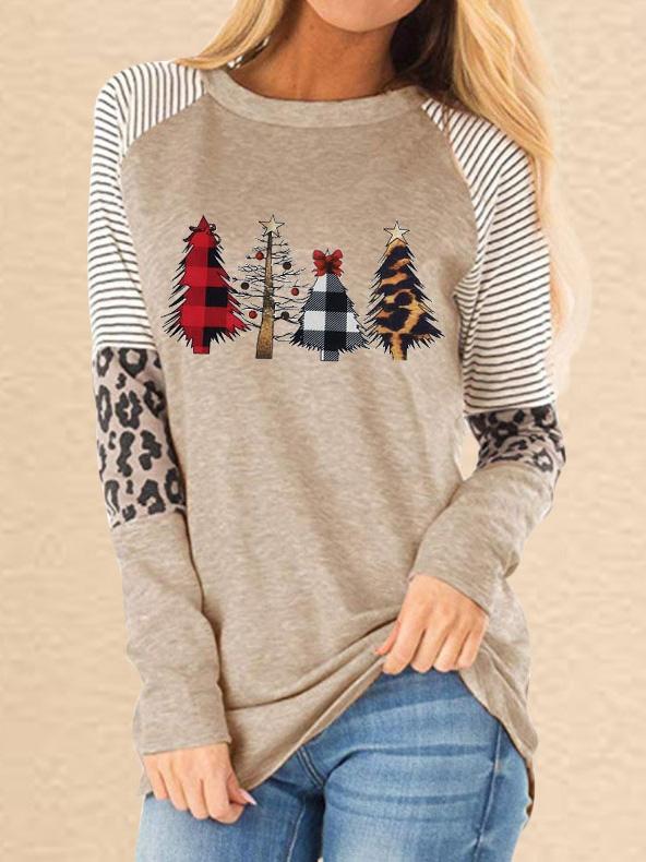 Comfysol Christmas Trees Plaid Leopard T-Shirt