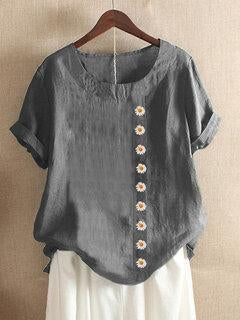 Comfysol Daisy Floral Print Short Sleeve Plus Size Blouse