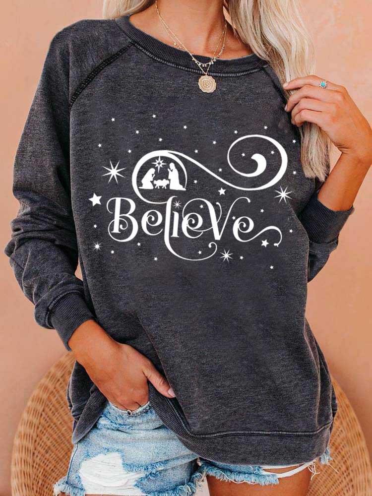 Comfysol Women's Believe Christmas Print Sweatshirt