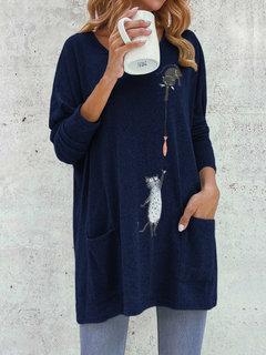 Comfysol Cartoon Cat Print Pockets Long Sleeve Loose Blouse