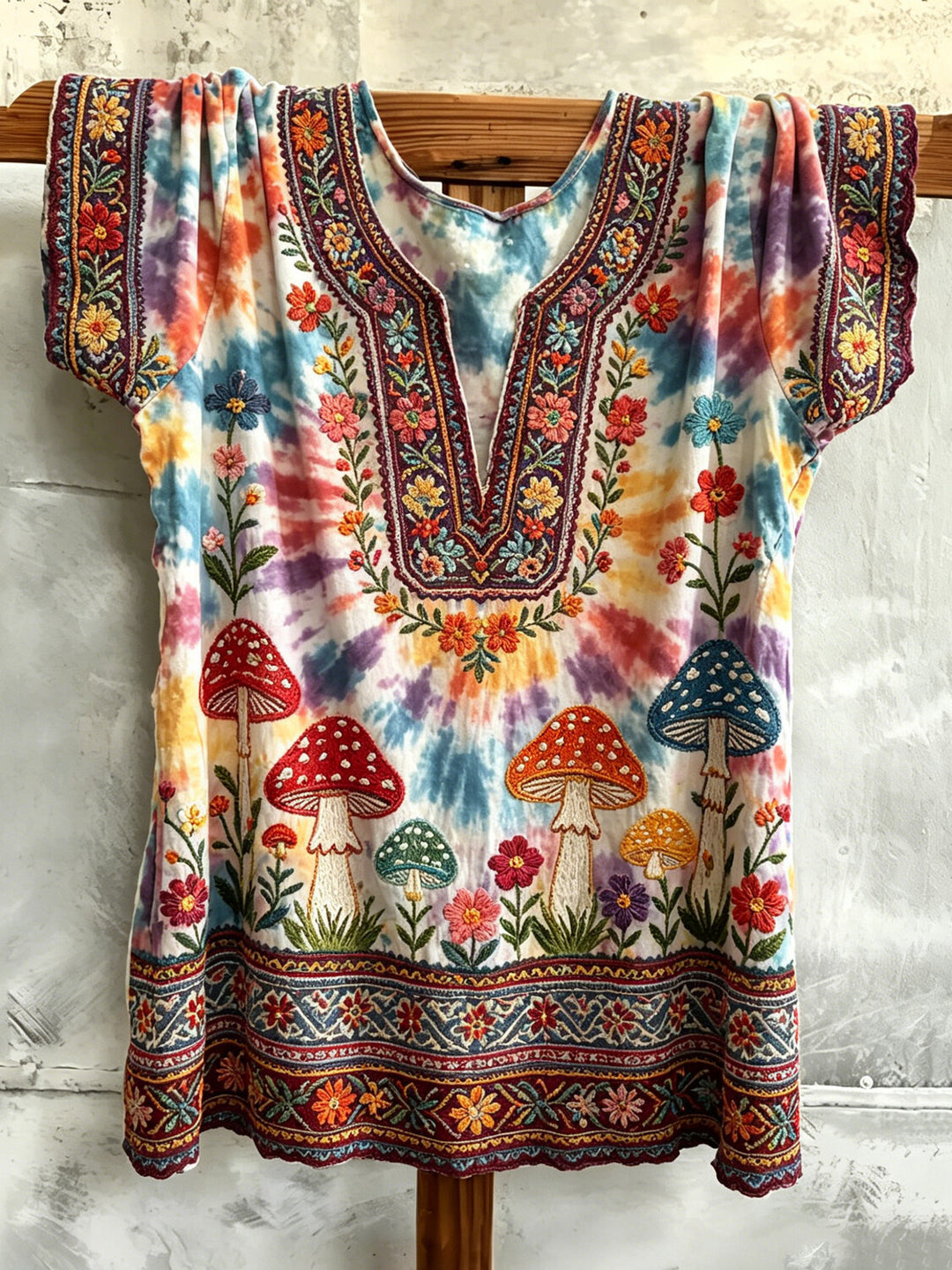Women's Tie-Dye Mushroom And Floral Boho Art Print Casual T-Shirt