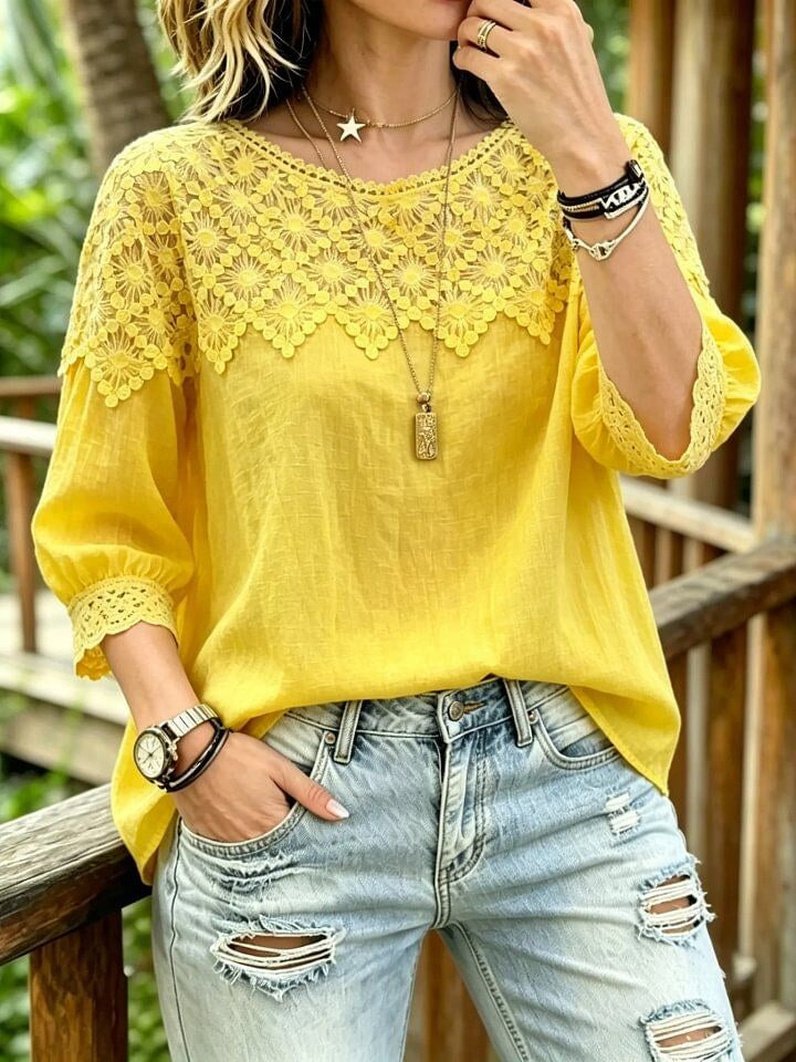 Women's Loose-fitting, Slimming Lace-panel Blouse