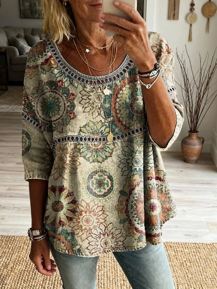 Retro-patterned Ethnic Floral Art Print Casual Round Neck Hollowed-out Top
