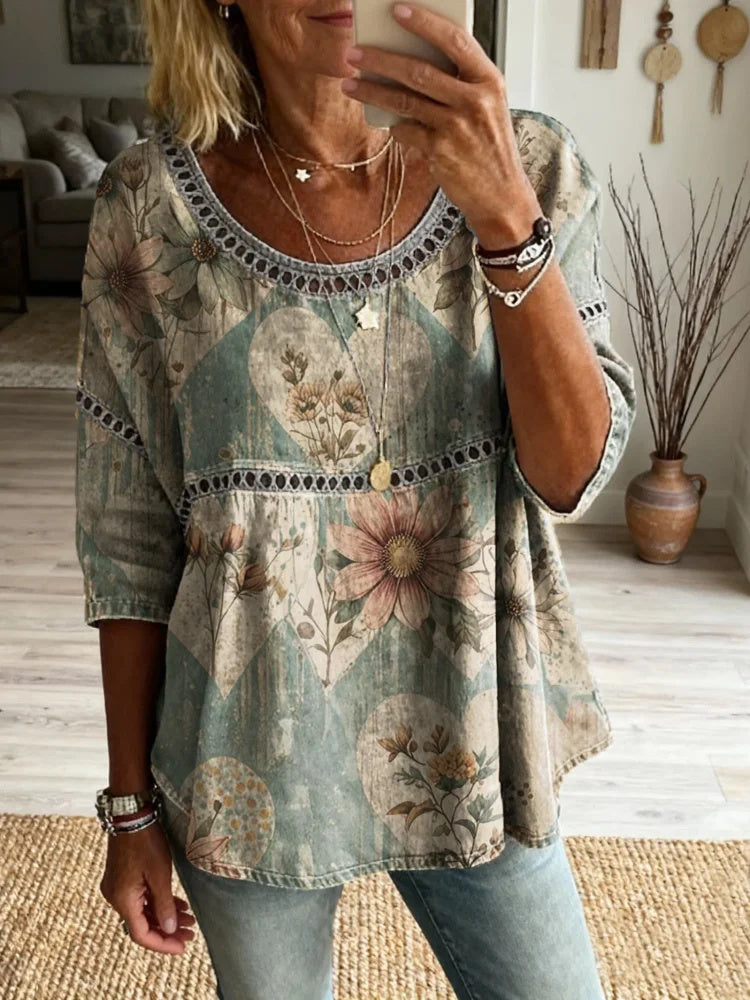 Women's Retro Floral Love Art Print Casual Round Neck Hollow-out Top