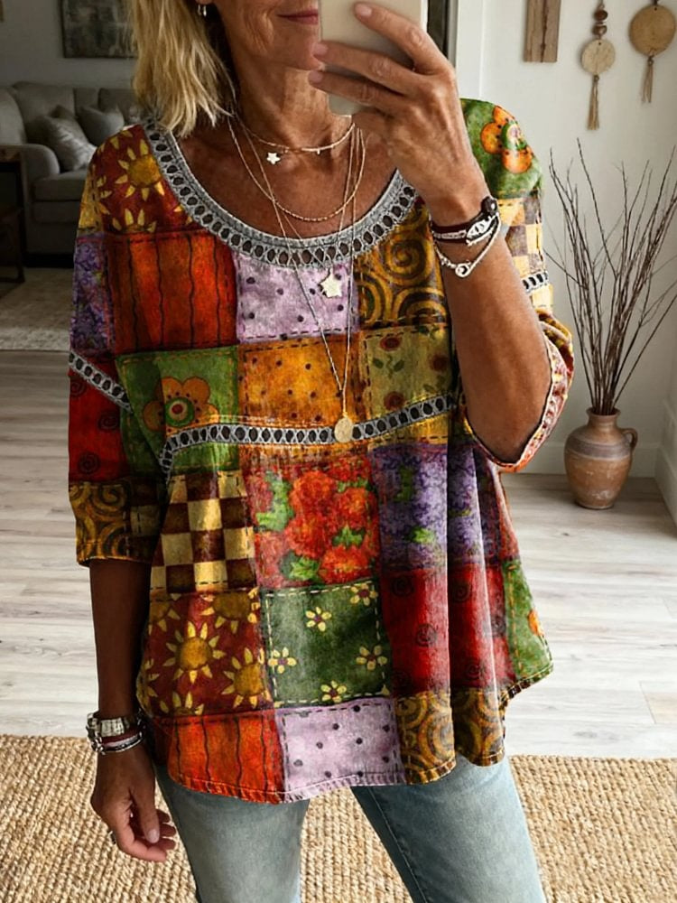 Women's Retro Bohemian Plaid Pattern Art Print Casual Round Neck Hollow Out Top