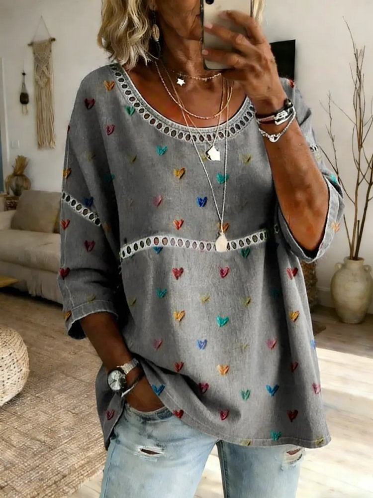 Women's Heart-Shaped Art Print Round Neck Lace Trim Shirt