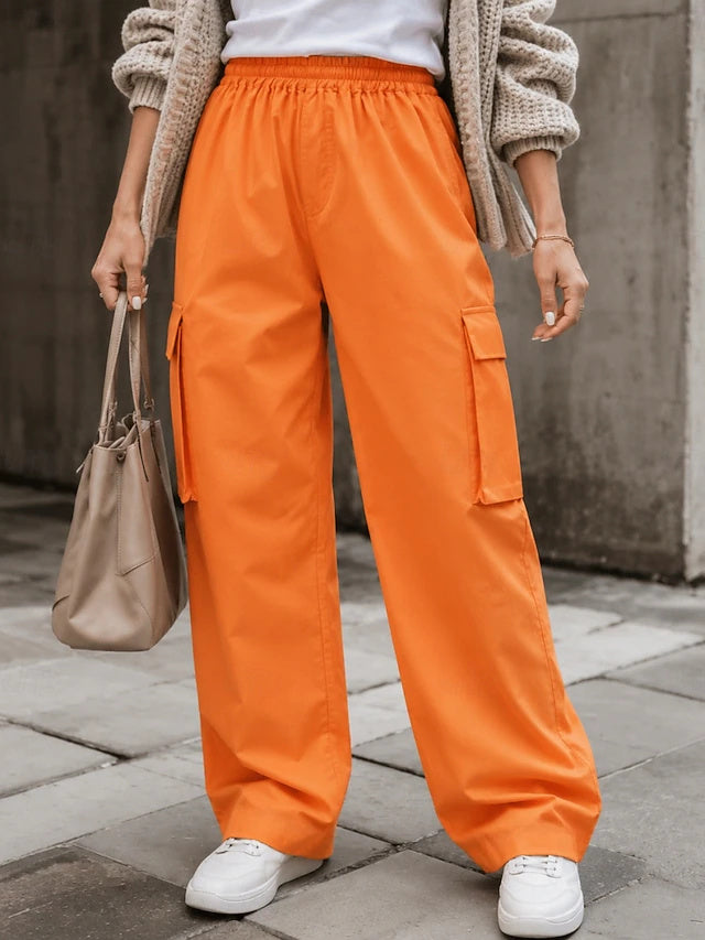 Classic solid style, functional pockets and comfy elastic waist, perfect for summer daily outfits.