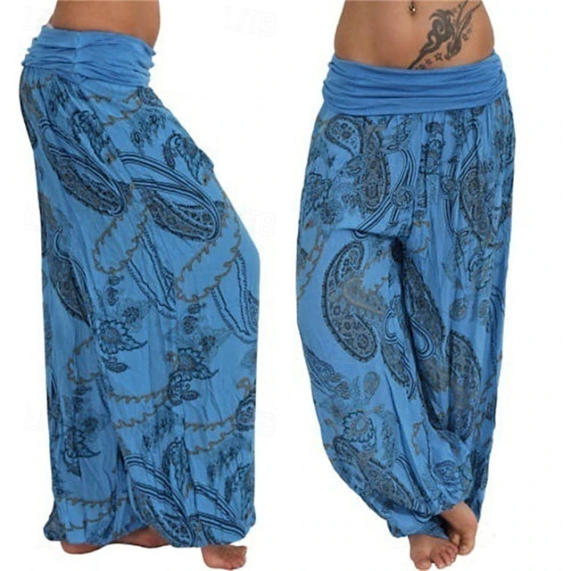 Chic bohemian print, soft comfortable fabric and elastic waist, ideal for spring and summer daily wear.