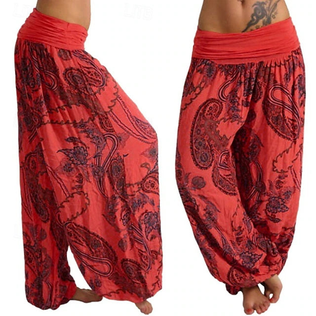 Chic bohemian print, soft comfortable fabric and elastic waist, ideal for spring and summer daily wear.