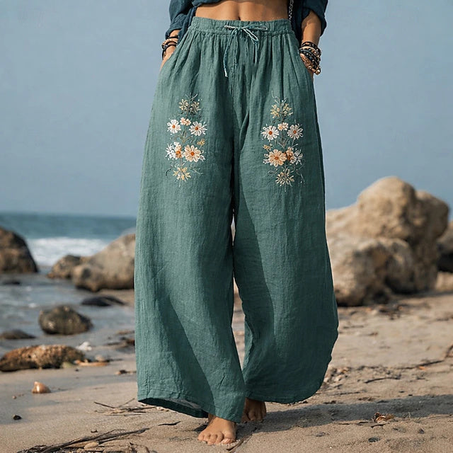 Romantic floral pattern in boho style, lightweight and breathable, all-day comfort for daily wear.