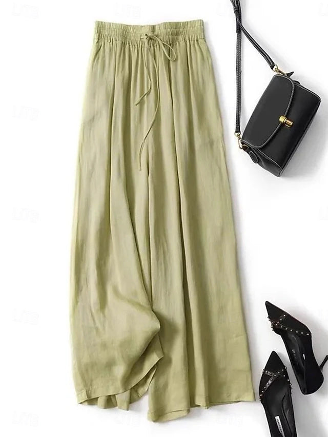 Soft lightweight fabric with great air permeability, relaxed fit, ideal for beach getaways and casual street looks.