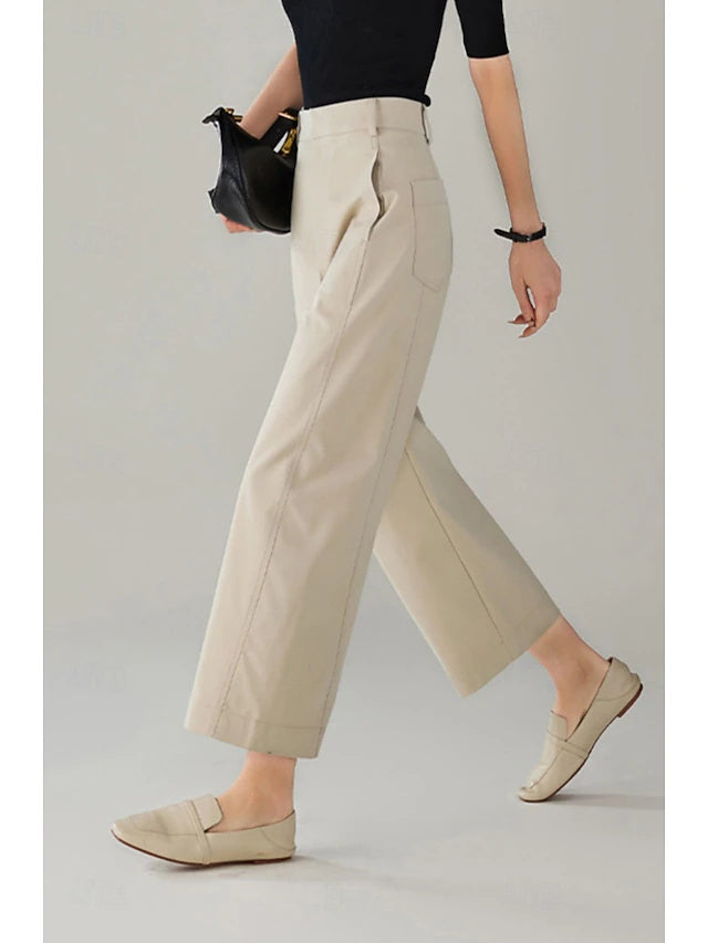Loose cut for freedom of movement, ideal for spring, summer and daily outfits
