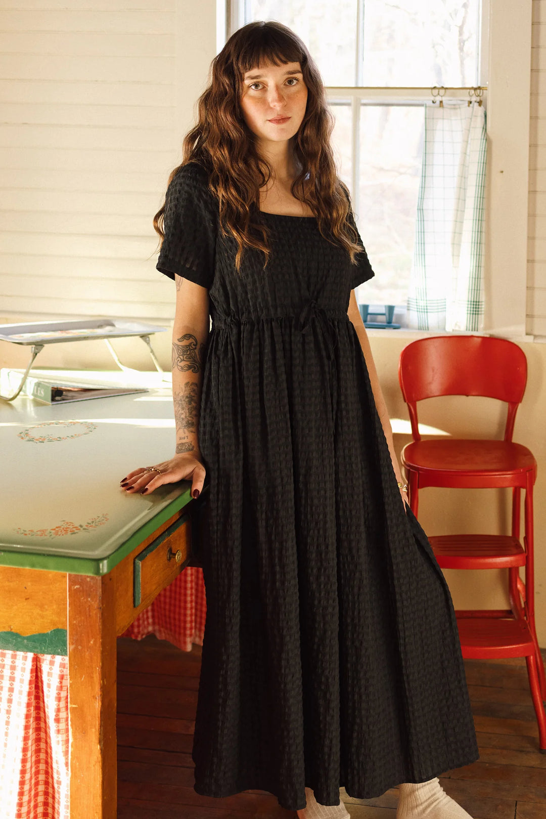 NICO SQUARE NECK DRAWSTRING DRESS RHUBARB